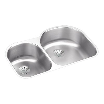 Elkay 18 Gauge Stainless Steel 31.25'' x 20'' x 7.5'' Double Bowl Undermount Kitchen Sink Kit