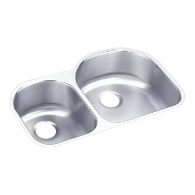 Elkay 18 Gauge Stainless Steel 31.25'' x 20'' x 7.5'' Double Bowl Undermount Kitchen Sink