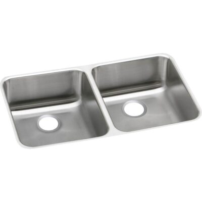 Elkay 18 Gauge Stainless Steel 31.75'' x 16.5'' x 4.375'' Double Bowl Undermount Kitchen Sink